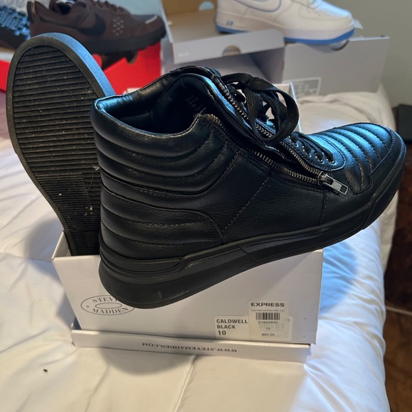 Nike Men’s size 10 Medium New. $110 Each pair. - Picture 7 of 10